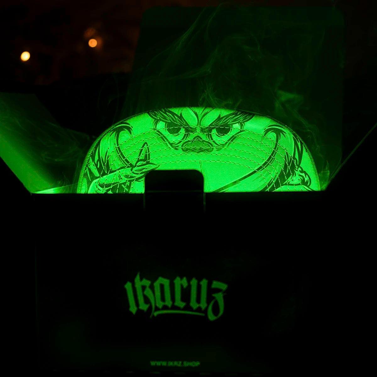 Ikaruz | XMAS Mysterybox | Hoody - Ikaruz